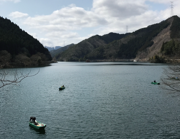 銀山湖